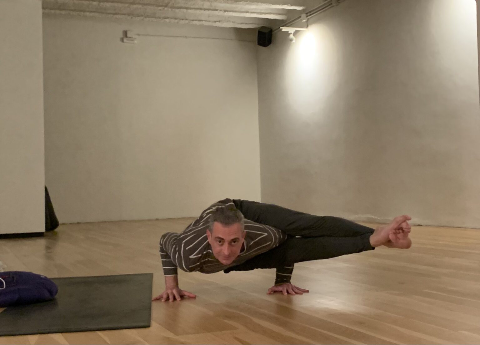 Pràctica avançada de ioga a Yogaia